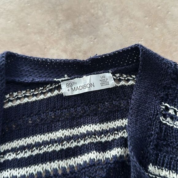 89th Madison size large cardigan - Picture 2 of 3